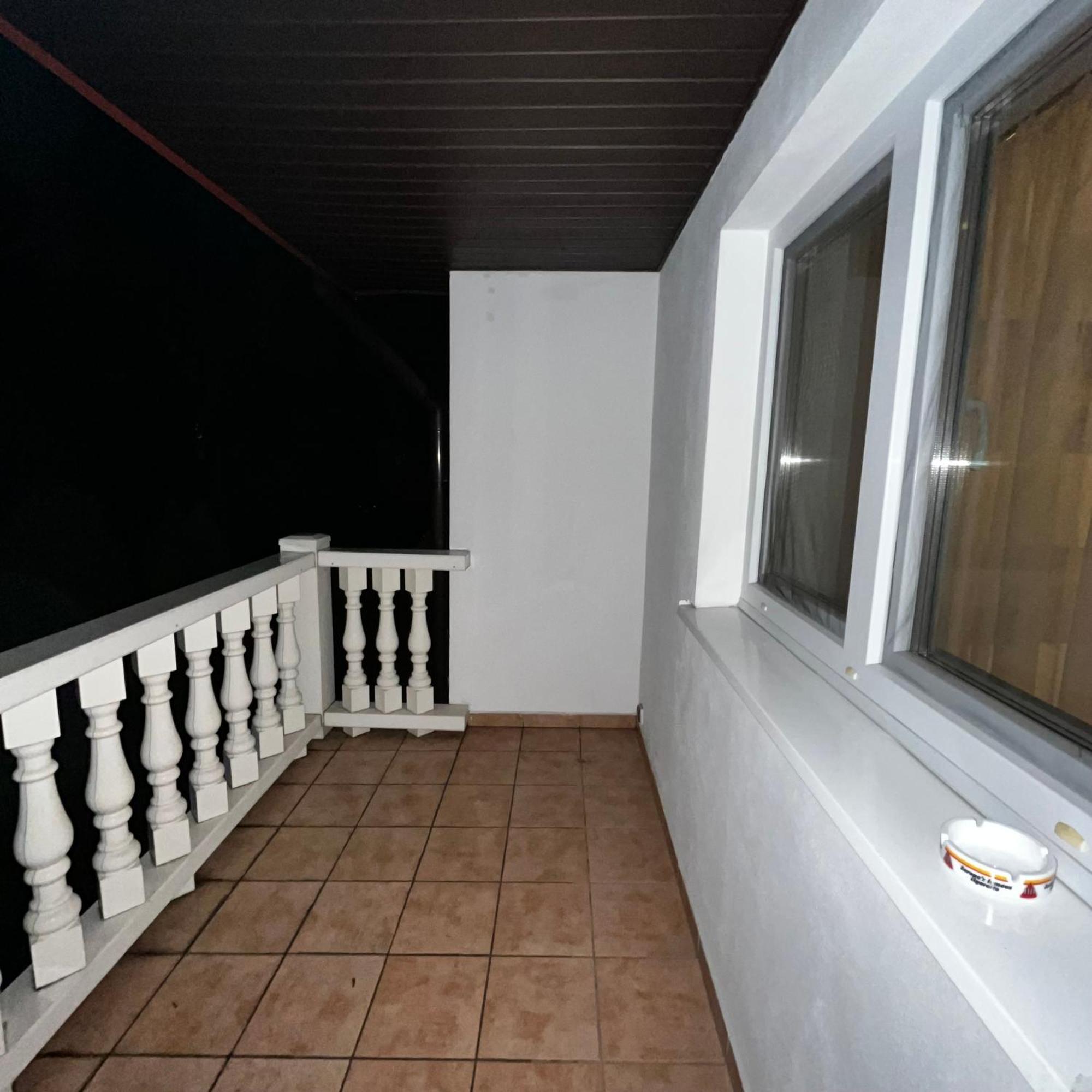 Valda House Hotel Rybie Buitenkant foto
